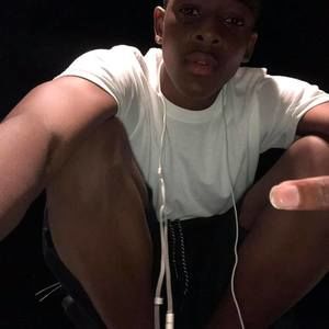 Meet your Posher, Alontae